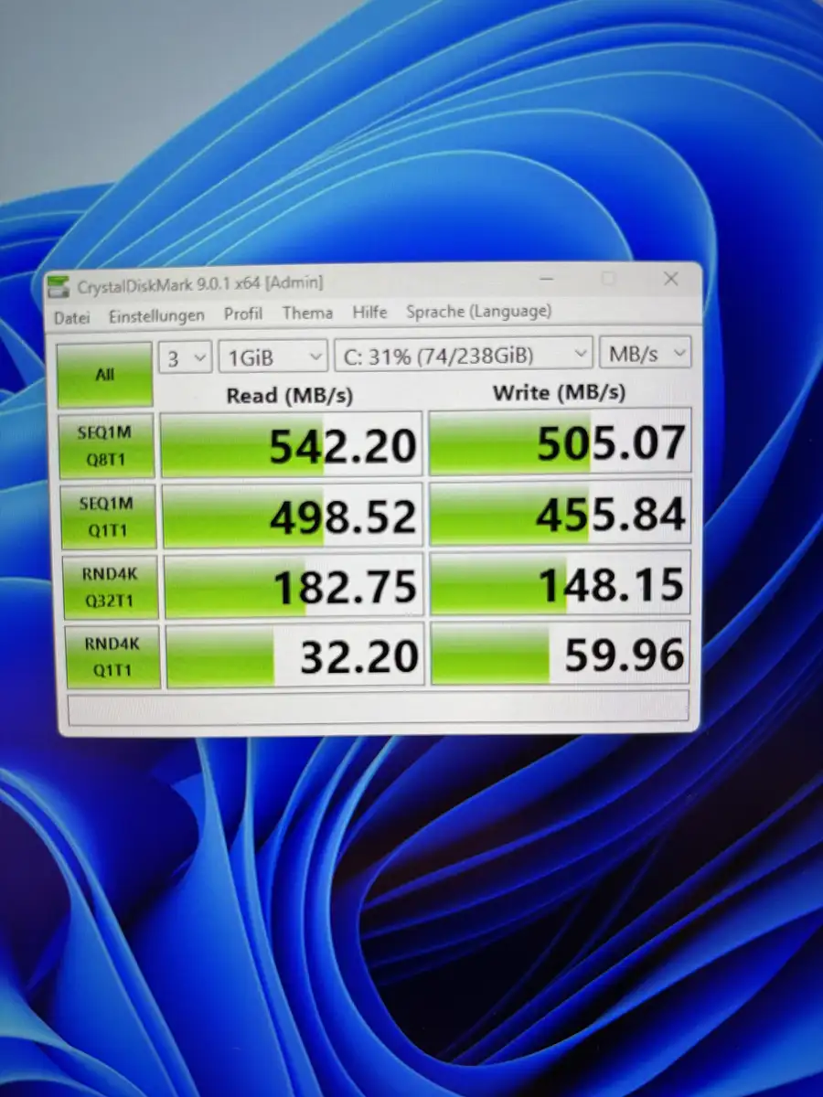 Crystal Disk Benchmark der Patriot SSD